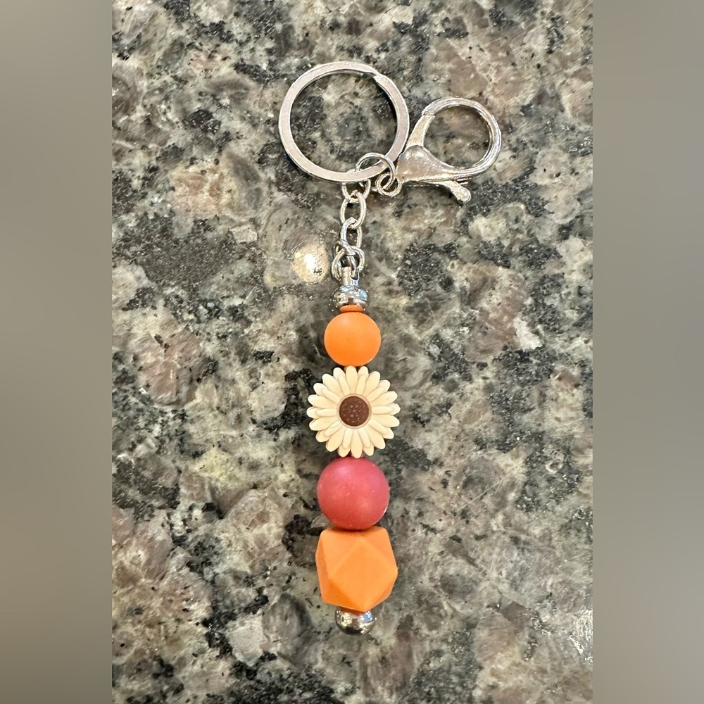 NWOT Hand Crafted Flower Keychain/Purse Charm